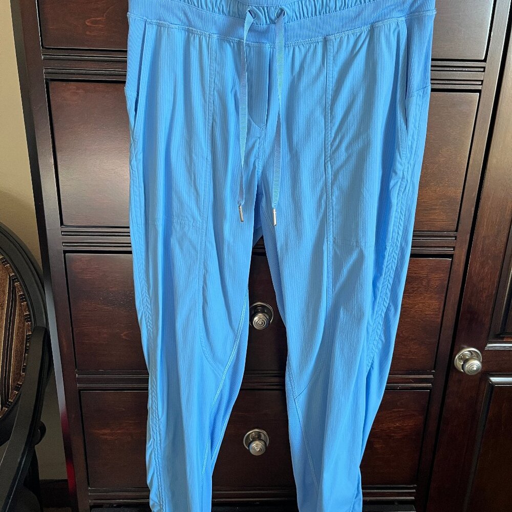 Dance Studio Mid-Rise Cropped Pants, Lululemon,Blue